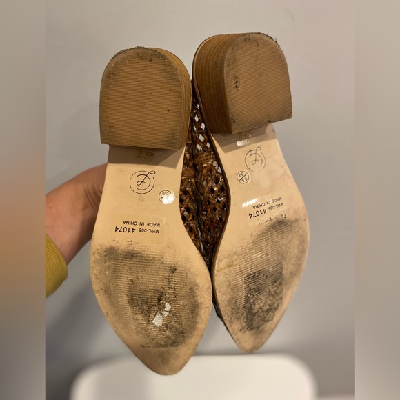 Chinese Laundry Mayflower brown woven mules with block heel, woven slip on shoes - Picture 3 of 5